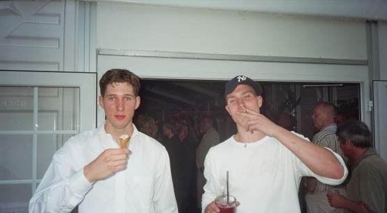 [IMG]